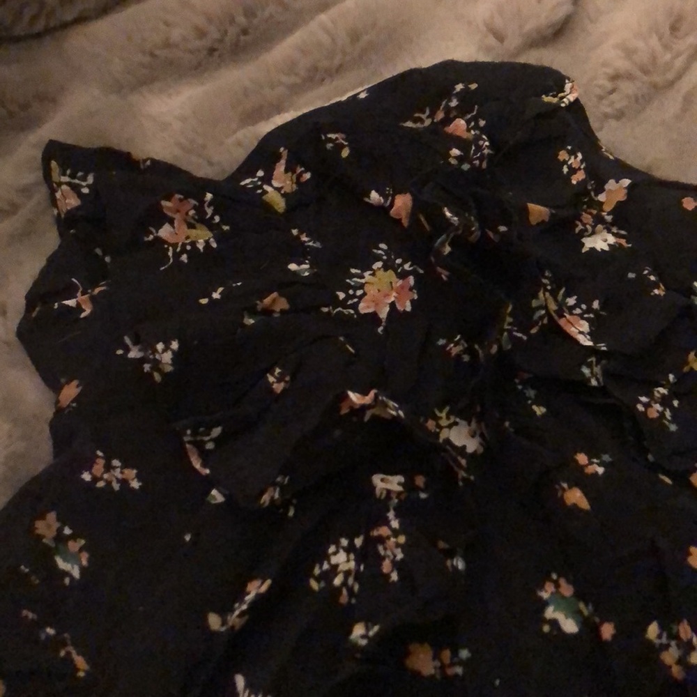ZARA Floral Ruffle Front Top - Picture 4 of 4